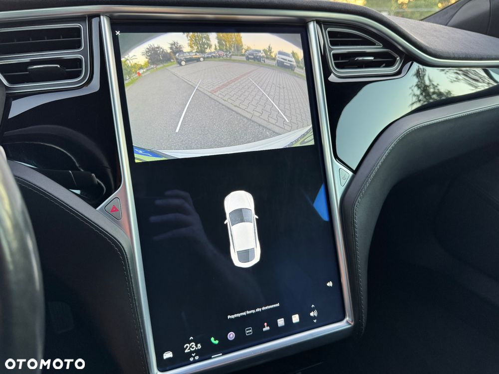 Tesla Model S - 31