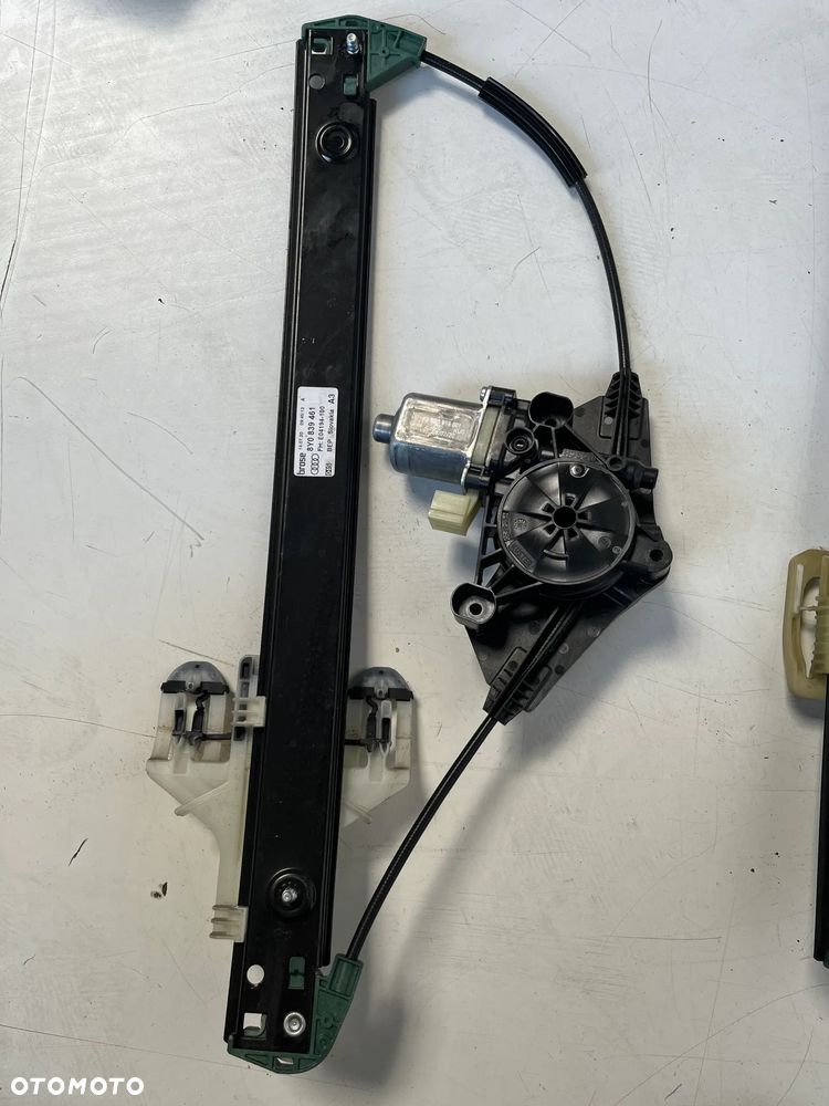 Audi A3 8Y4 HB 5D MECHANIZM PODNOŚNIK SZYBY LEWY PRZÓD,LEWY TYŁ  8Y0837461,8Y0839461 - 5