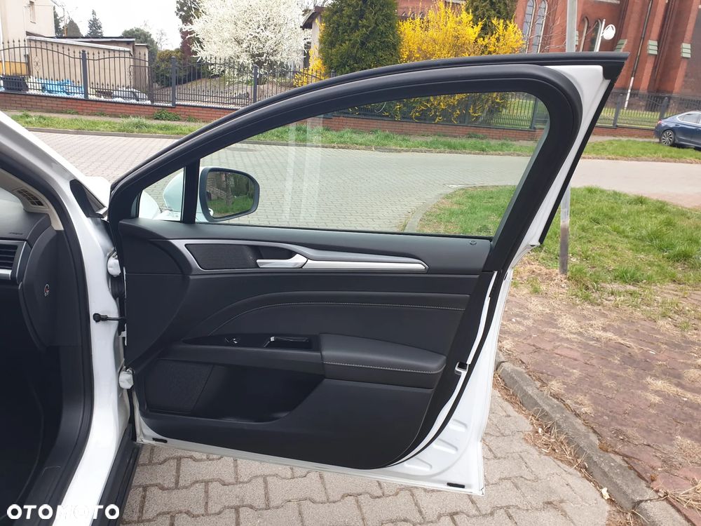 Ford Mondeo 2.0 TDCi STart-Stopp PowerShift-Aut Titanium - 28