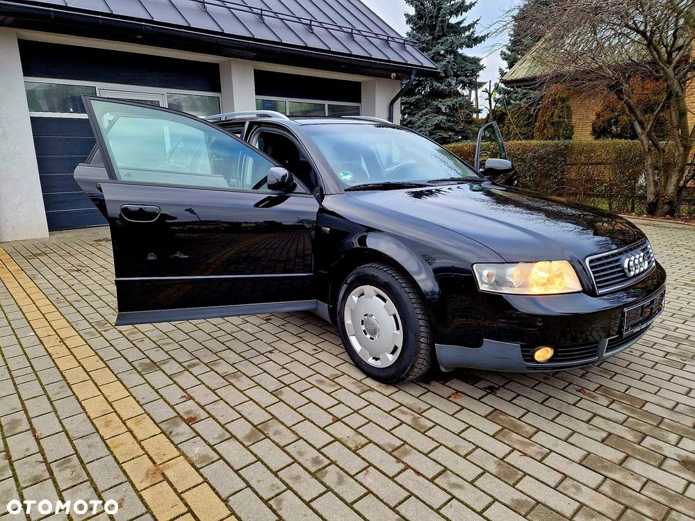 Audi A4 Avant - 22