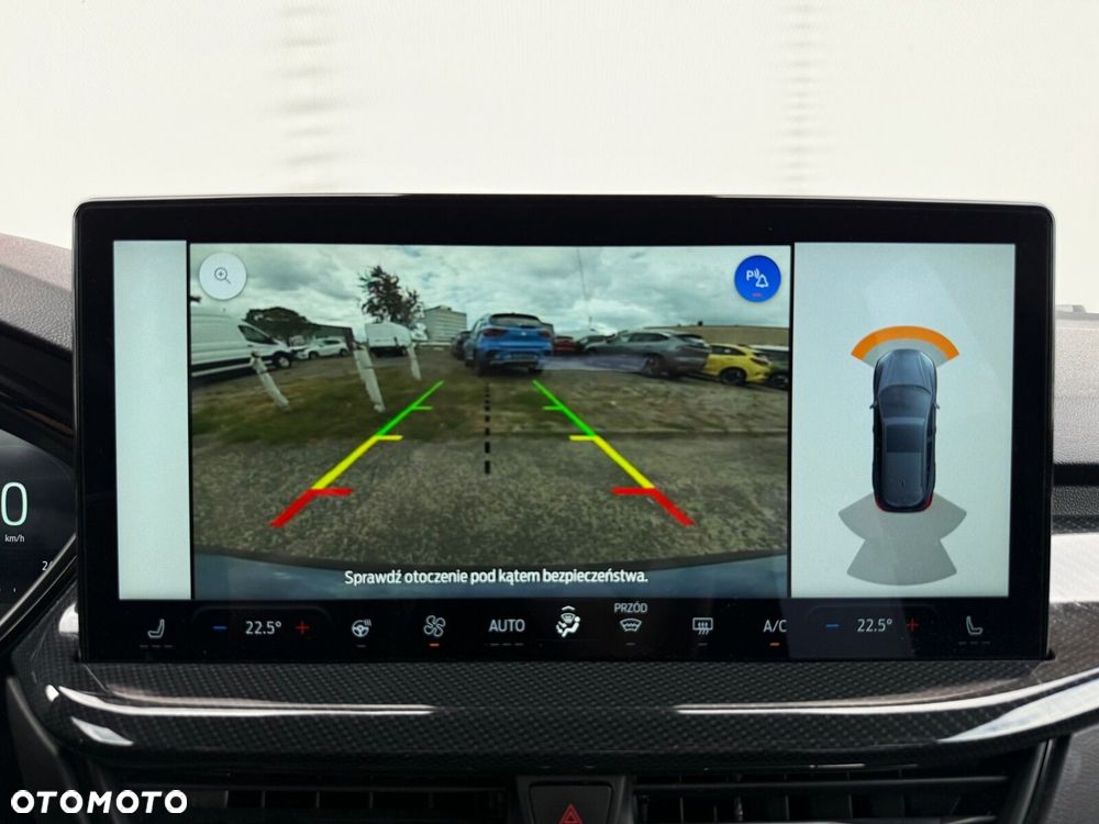 Ford Focus 1.0 EcoBoost mHEV ST-Line X - 25