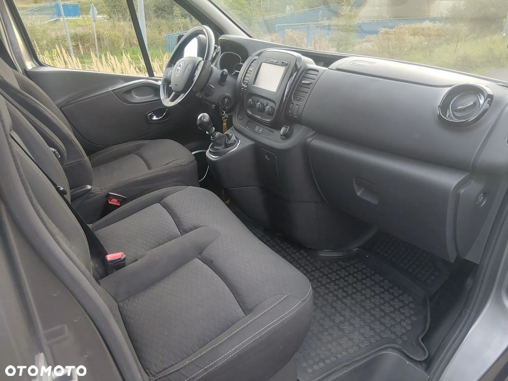 Opel Vivaro - 9