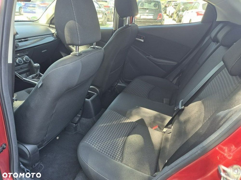 Mazda 2 - 17