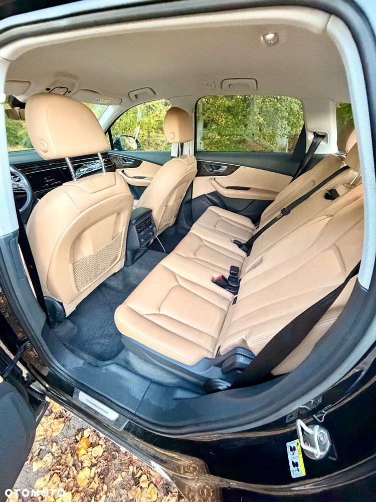 Audi Q7 - 15