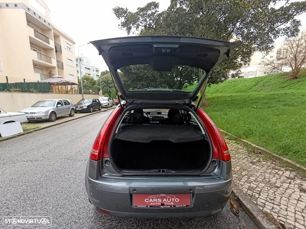 Citroën C4 1.6 HDi Exclusive - 28