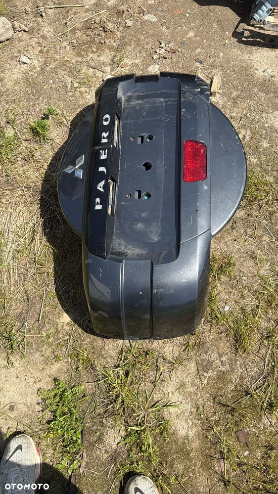 Mitsubishi Pajero IV Osłona Koła zapasowego - 1