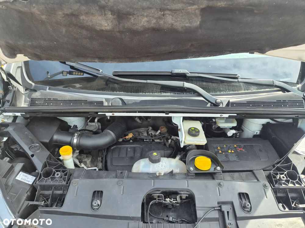 Opel Vivaro - 9