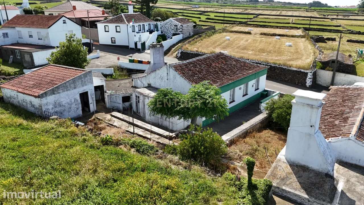 Casa T3 em Cinco Ribeiras, Angra do Heroísmo - 165.000€ - Grande imagem: 2/29