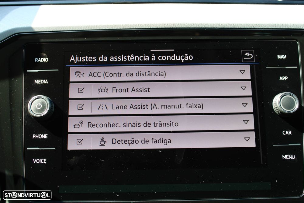 VW Passat Variant 2.0 TDI Business DSG - 45