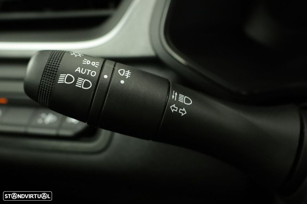 Renault Captur 1.0 TCe Techno Bi-Fuel - 15