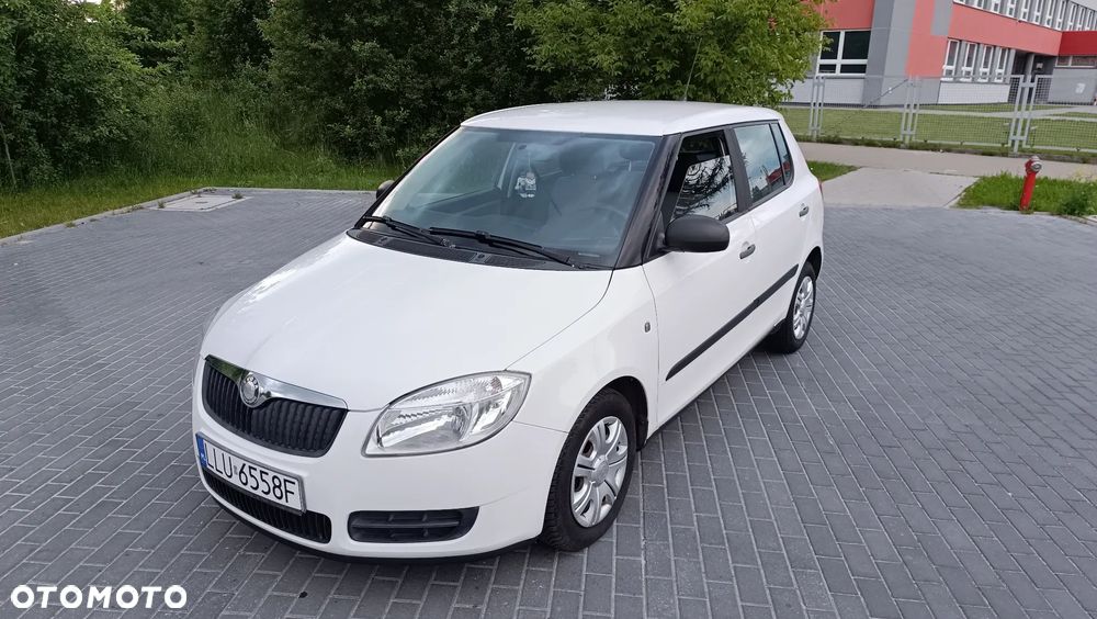 Skoda Fabia 1.2 HTP Ambiente - 3