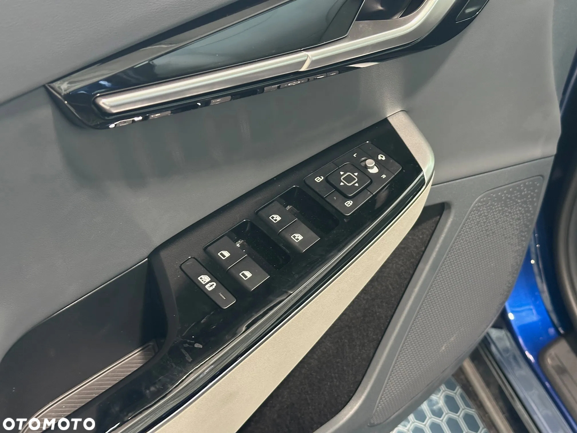 Kia EV6 77.4kWh Plus - 17
