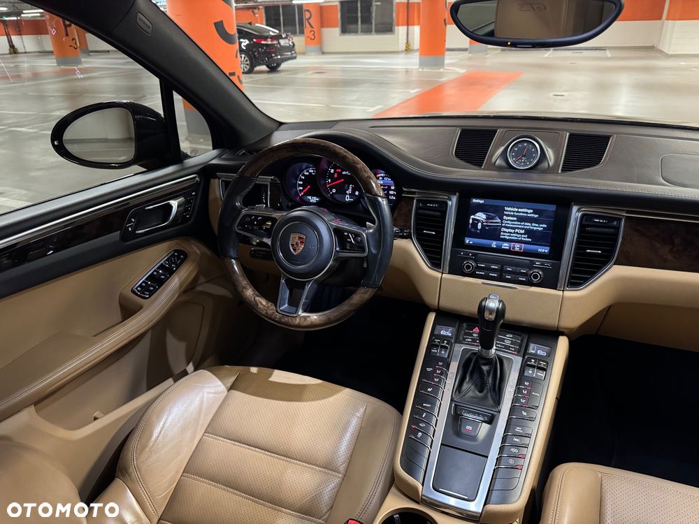 Porsche Macan GTS PDK - 15