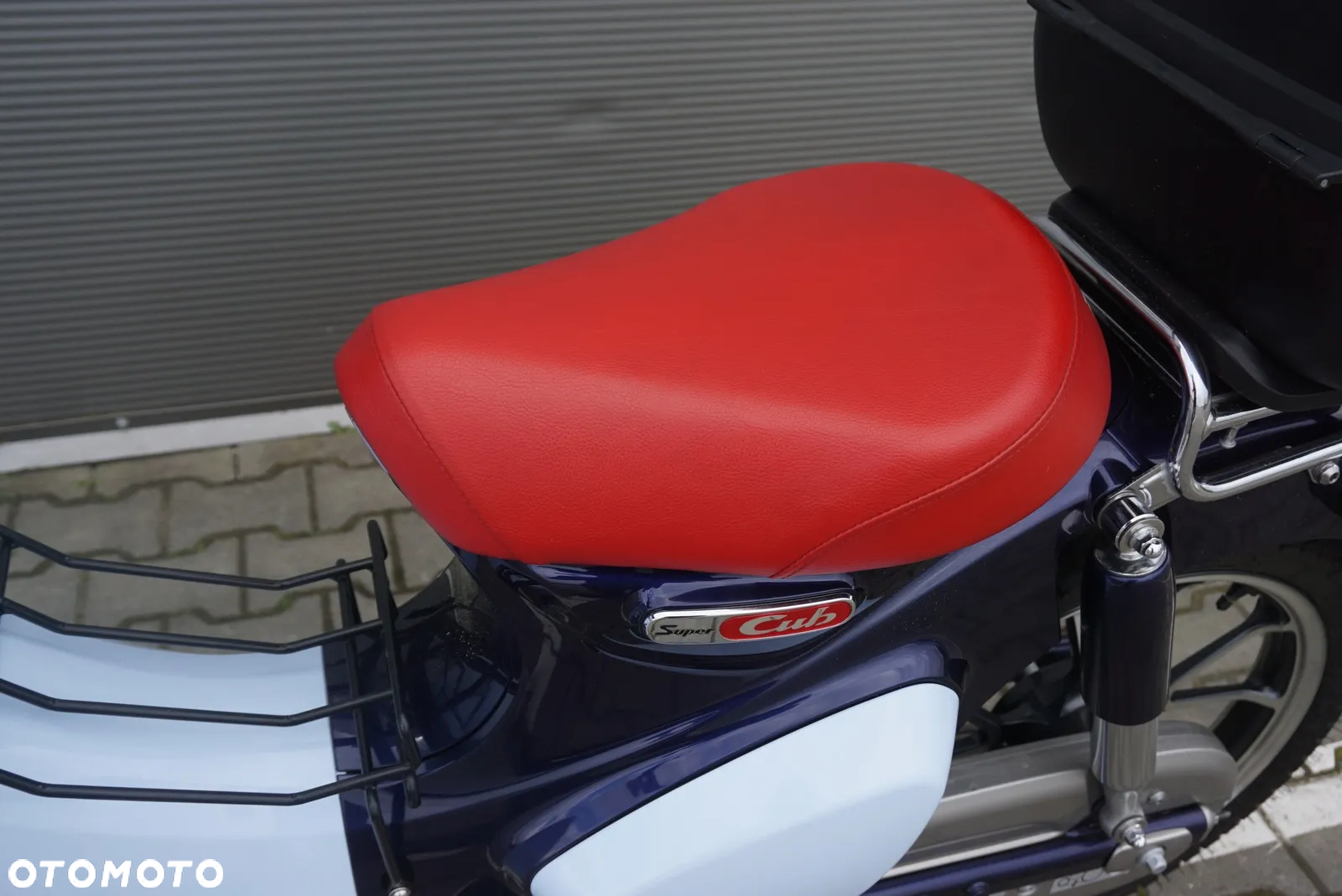 Honda Super Cub - 12