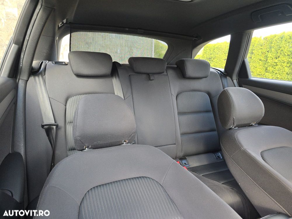 Audi A4 2.0 TDI DPF multitronic Ambiente - 8