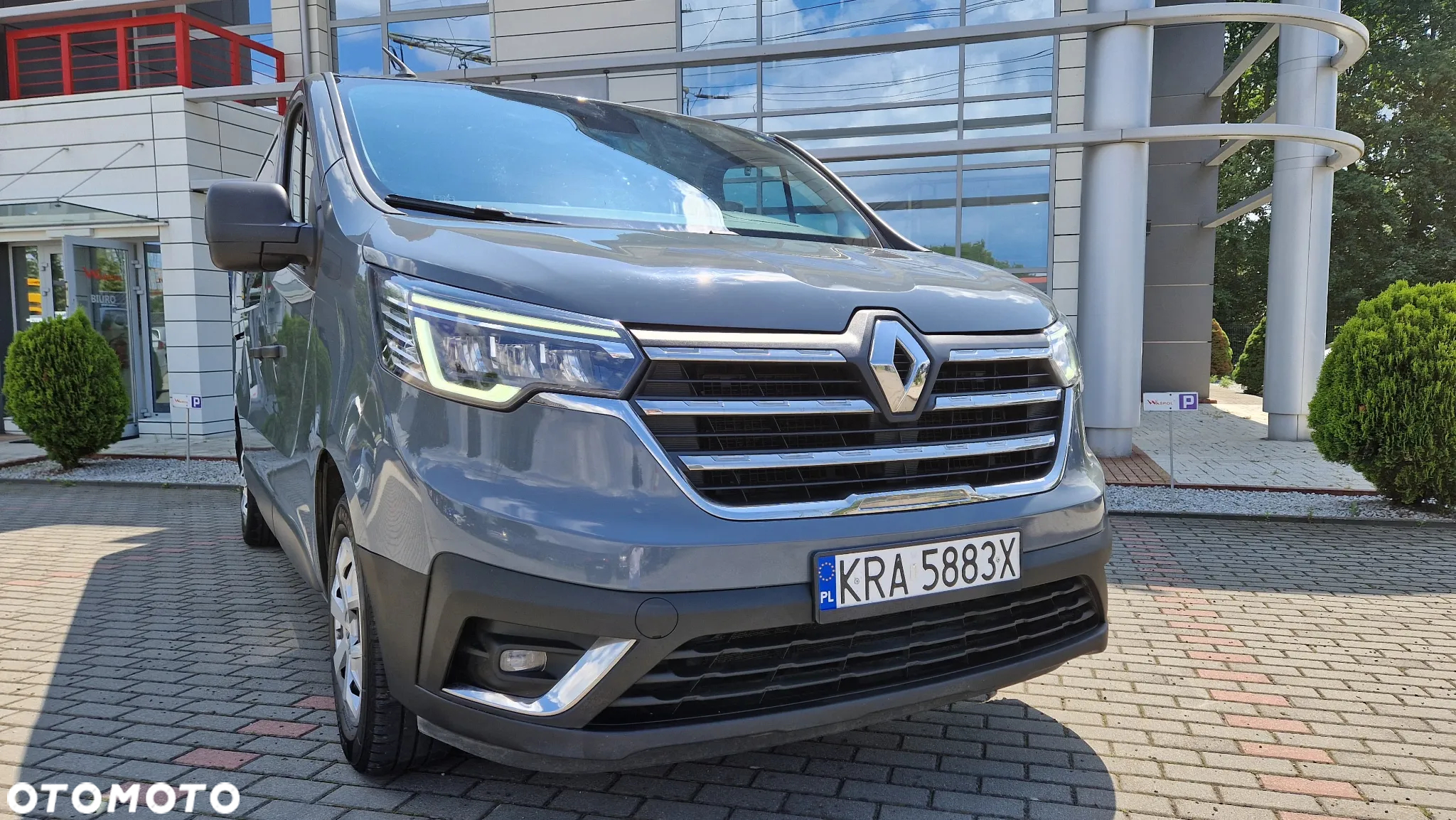 Renault Trafic - 2