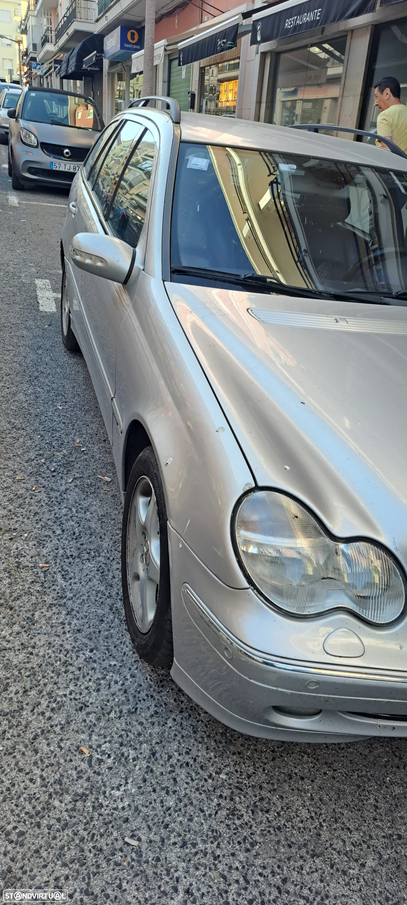 Mercedes-Benz 220 - 9
