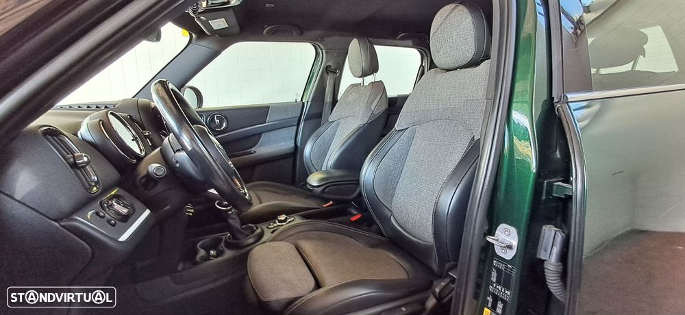 MINI Countryman Cooper SE ALL4 Auto - 11