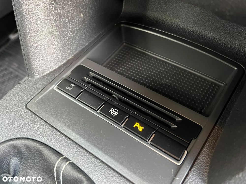 Volkswagen Touran 1.6 TDI DPF Cup - 16
