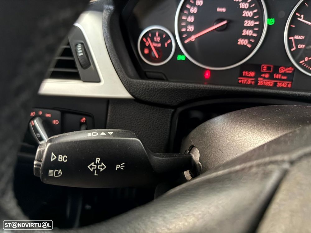 BMW 318 d Touring Navigation - 8