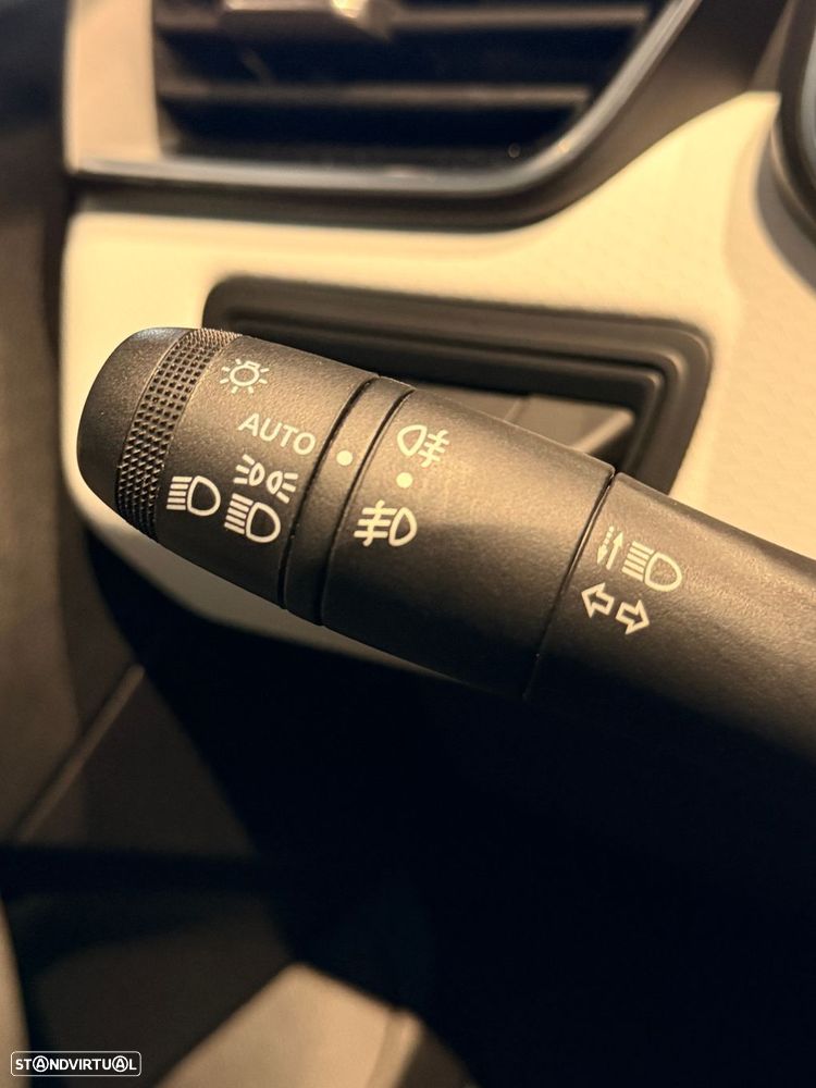 Renault Clio 1.0 TCe Techno - 34