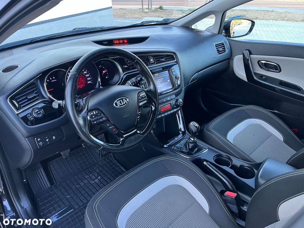 Kia Ceed 1.6 CRDi L - 13