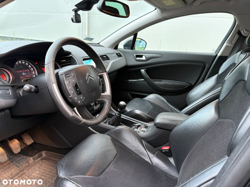 Citroën C5 2.0 HDi Exclusive - 10