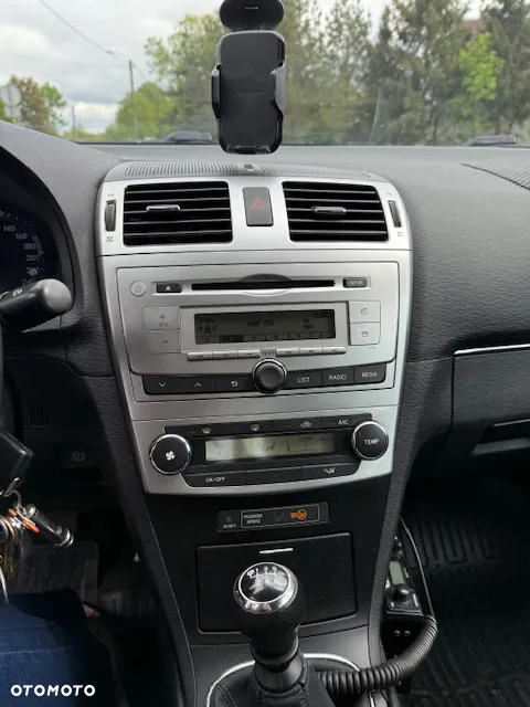 Toyota Avensis 1.6 Active - 7
