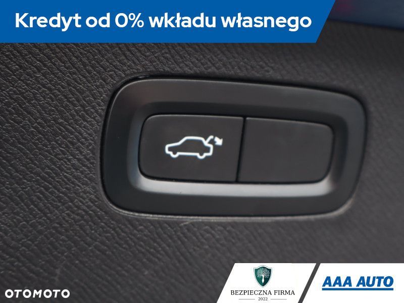Volvo XC 90 - 25