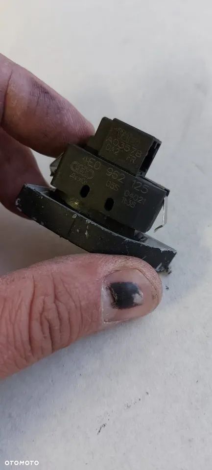 Przełącznik centralnego zamka blokady drzwi Audi A8 D3 4E0962125 - 7