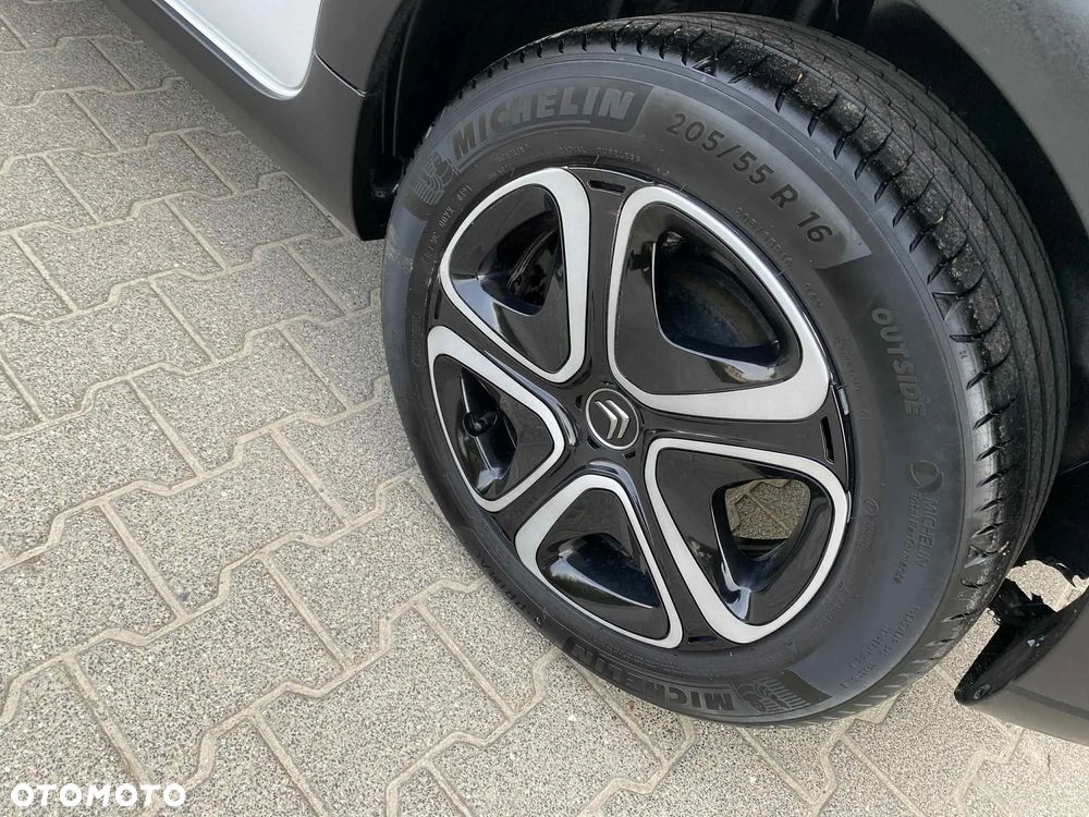 Citroën C3 Pure Tech 82 FEEL - 36