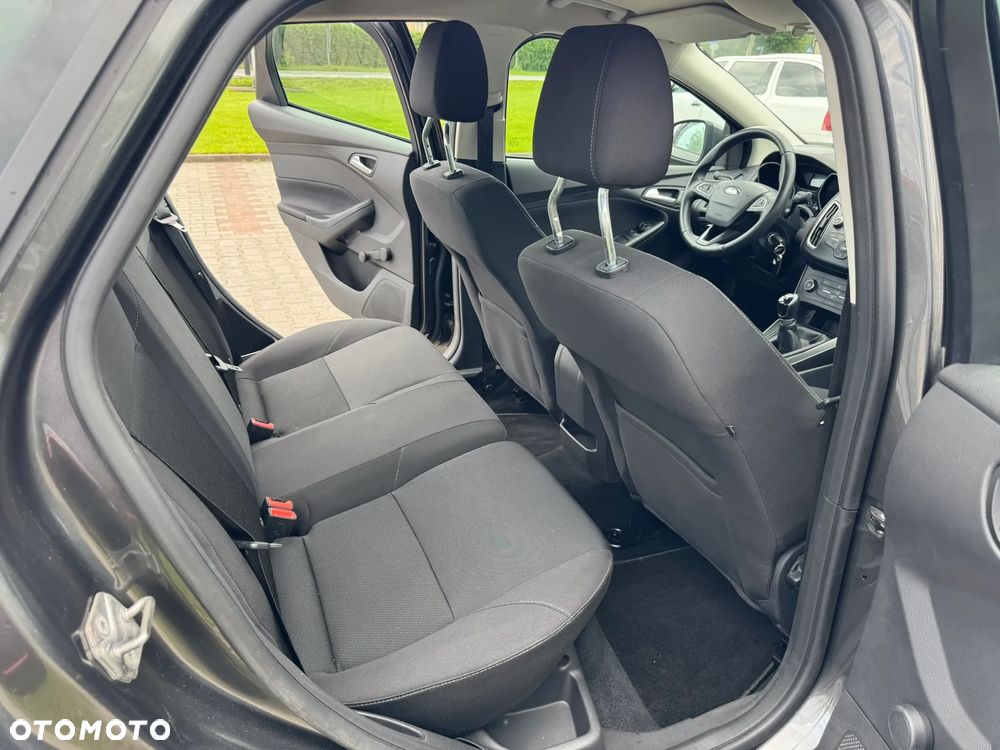 Ford Focus 1.6 SYNC Edition - 10