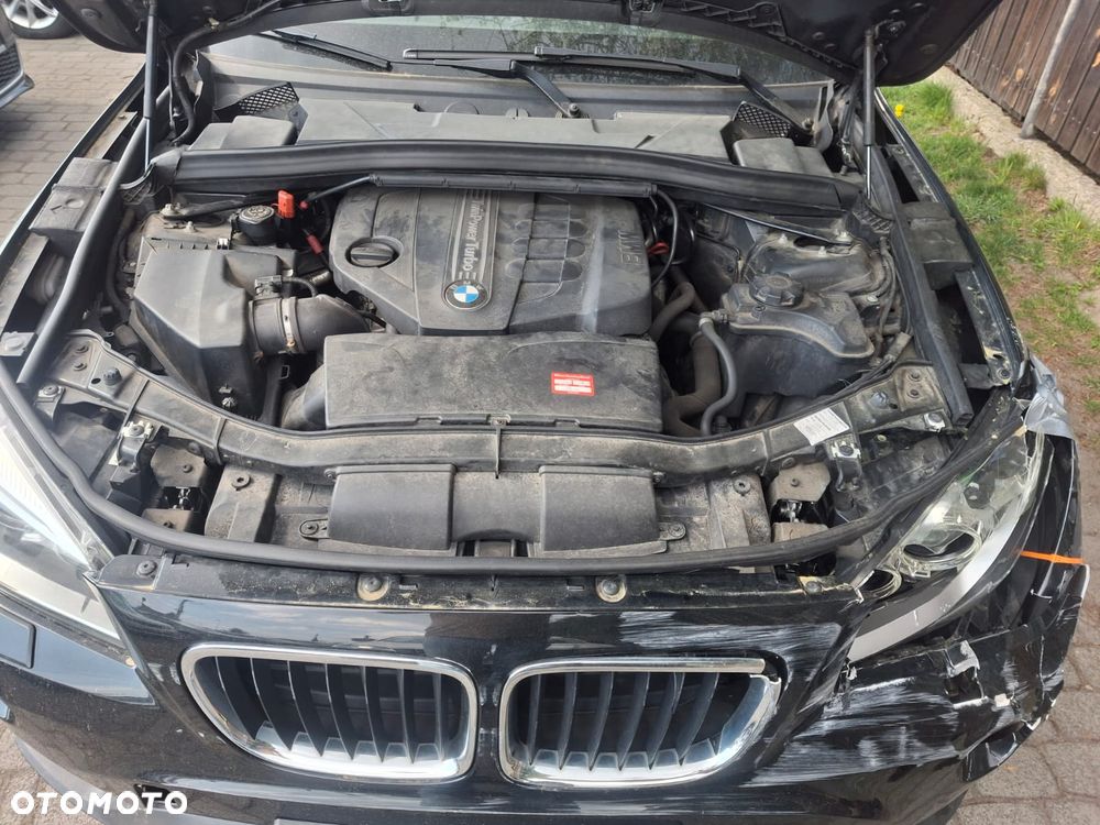 BMW X1 sDrive20d Sport Line - 16