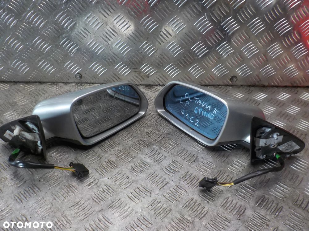 SKODA OCTAVIA II LUSTERKO LEWE 6 PIN KOLOR 91C2 WERSJA ANGIELSKA - 1