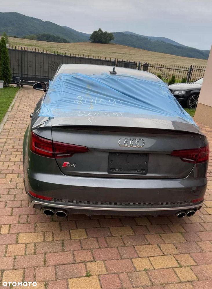 Audi S4 Limousine - 19