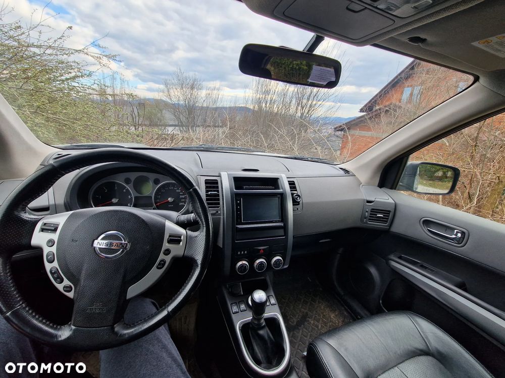 Nissan X-Trail 2.0 dCi LE - 9