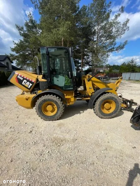 Caterpillar 908H - 3