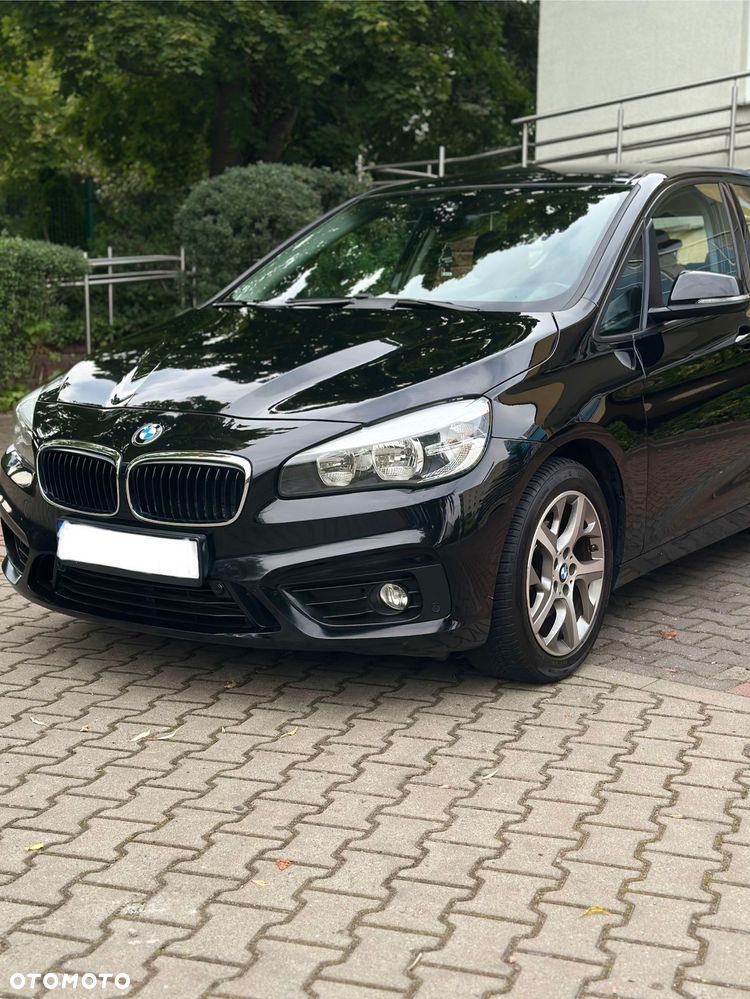 BMW Seria 2 218d - 2