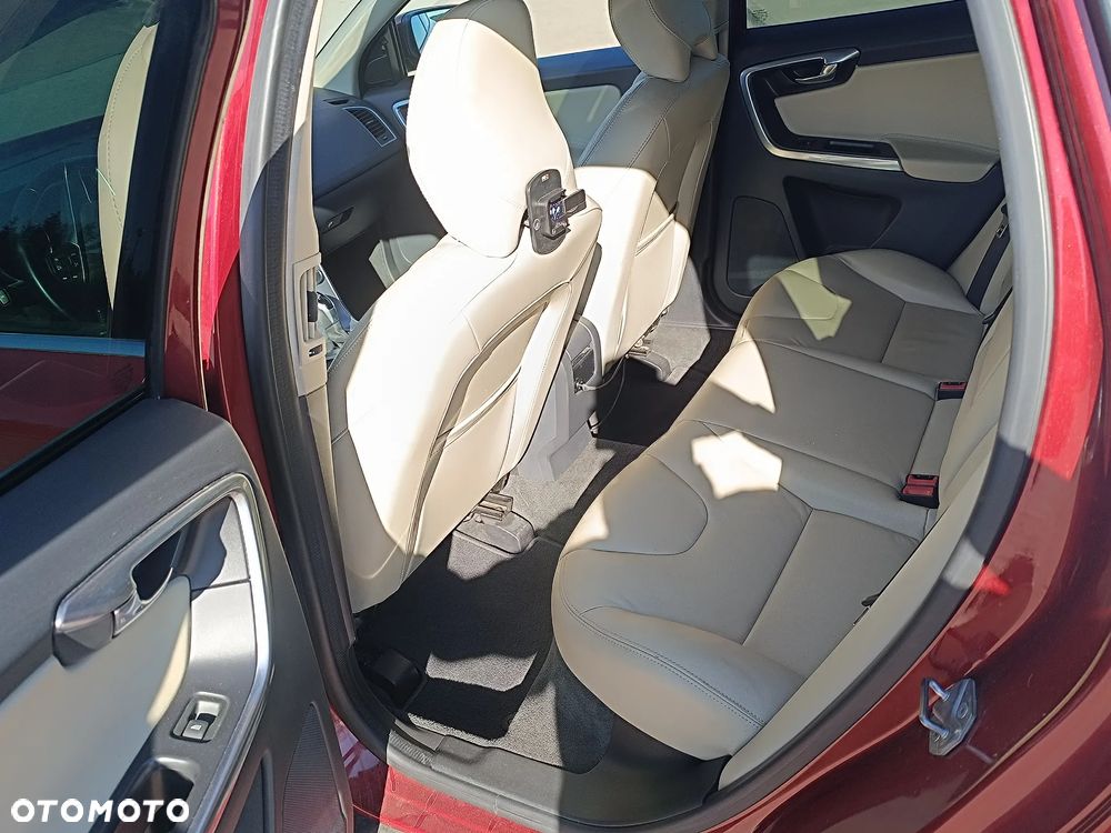 Volvo XC 60 D4 Drive-E Summum - 8