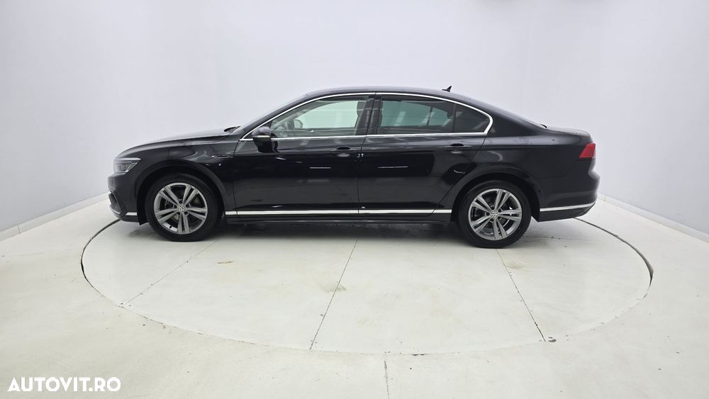 Volkswagen Passat 2.0 TDI DSG Comfortline - 9