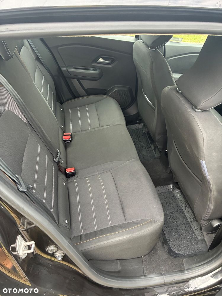 Dacia Sandero - 5