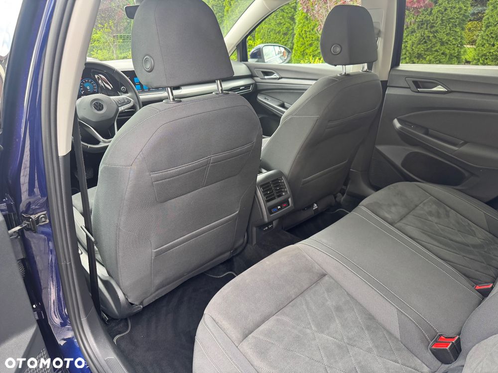 Volkswagen Golf 1.5 eTSI Style DSG - 22