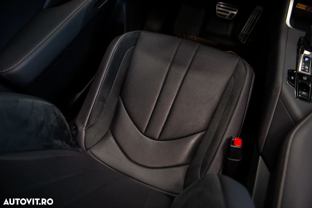 Lexus TX500 H - 23
