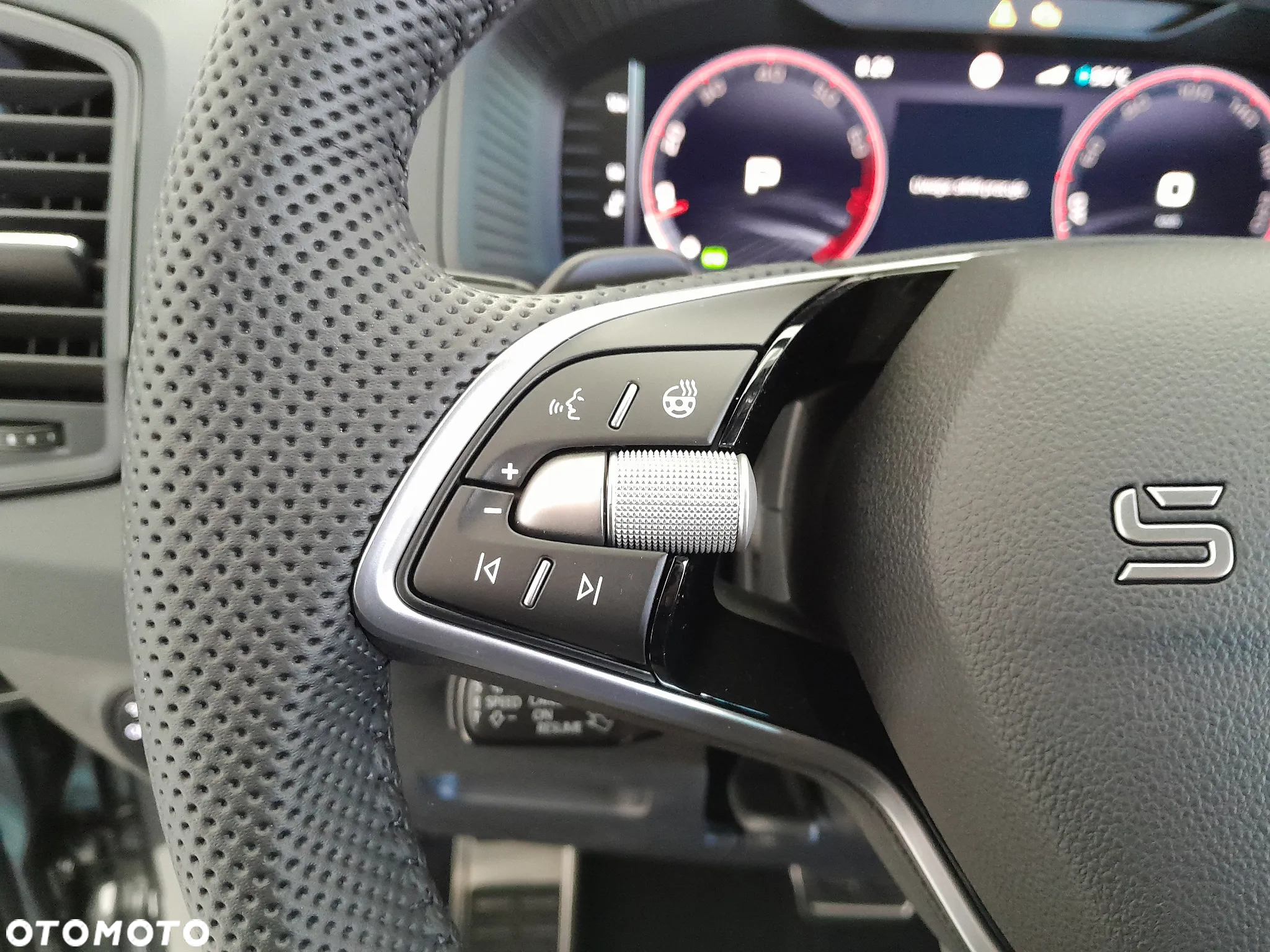 Skoda Karoq 1.5 TSI ACT Selection DSG - 8