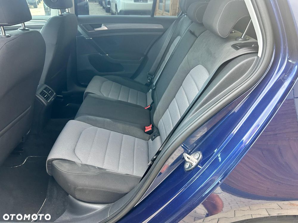 Volkswagen Golf 1.5 TSI BMT Trendline - 22