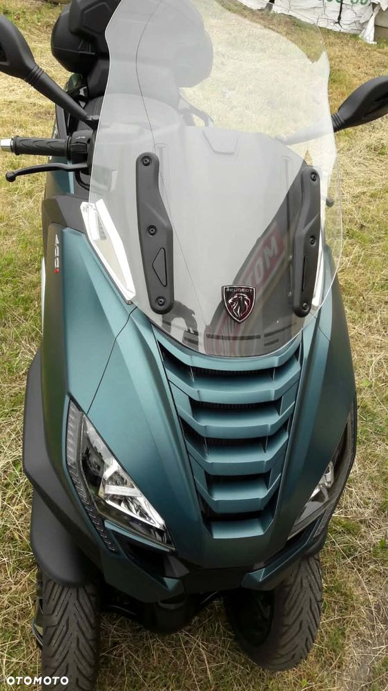 Peugeot Metropolis - 4