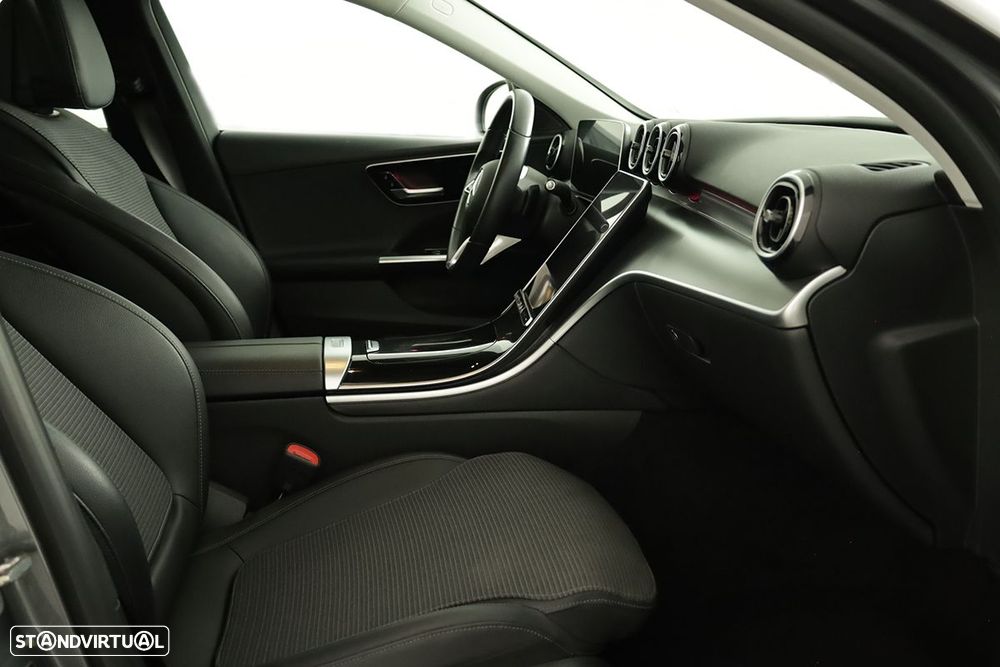 Mercedes-Benz C 220 d Avantgarde - 21