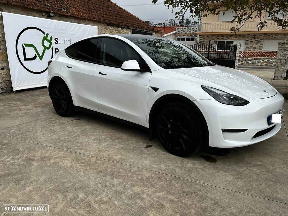 Tesla Model Y Long Range Dual Motor AWD - 1