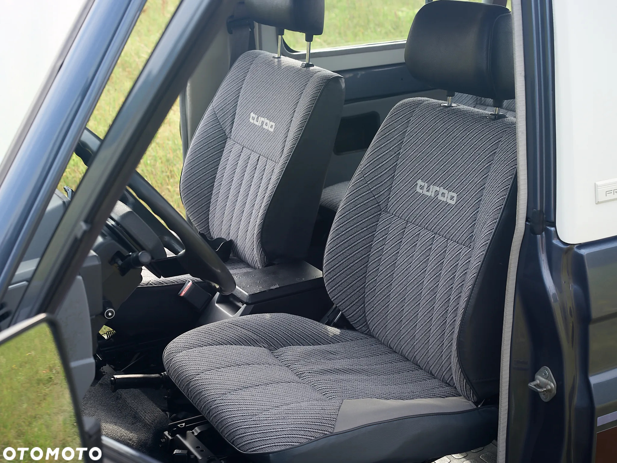 Toyota Land Cruiser LJ73 Turbo - 23
