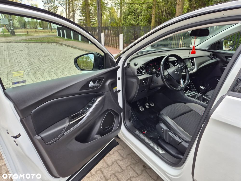 Opel Grandland X 1.2 Start/Stop Ultimate - 8